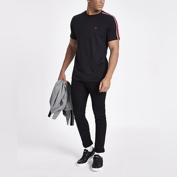 River Island Men's Black Slim Fit Tape Wasp Embroidery T-Shirt - Picture 4 of 5